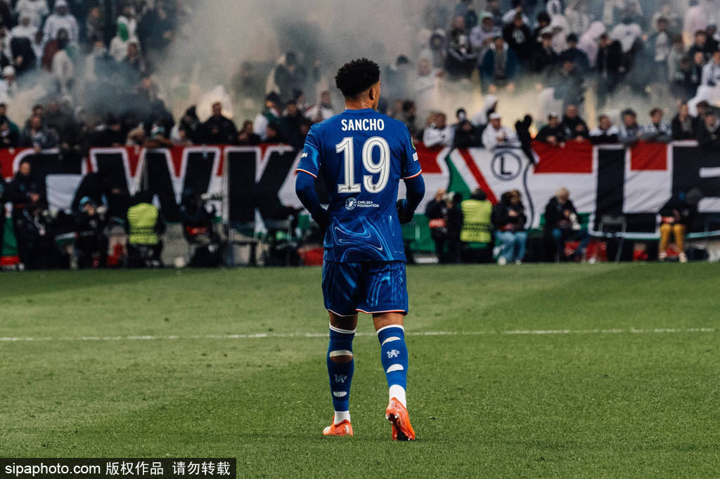 皇冠信用网会员注册_曼联拒绝恩昆库!6000万镑豪购新星皇冠信用网会员注册,切尔西加纳乔交易梦碎