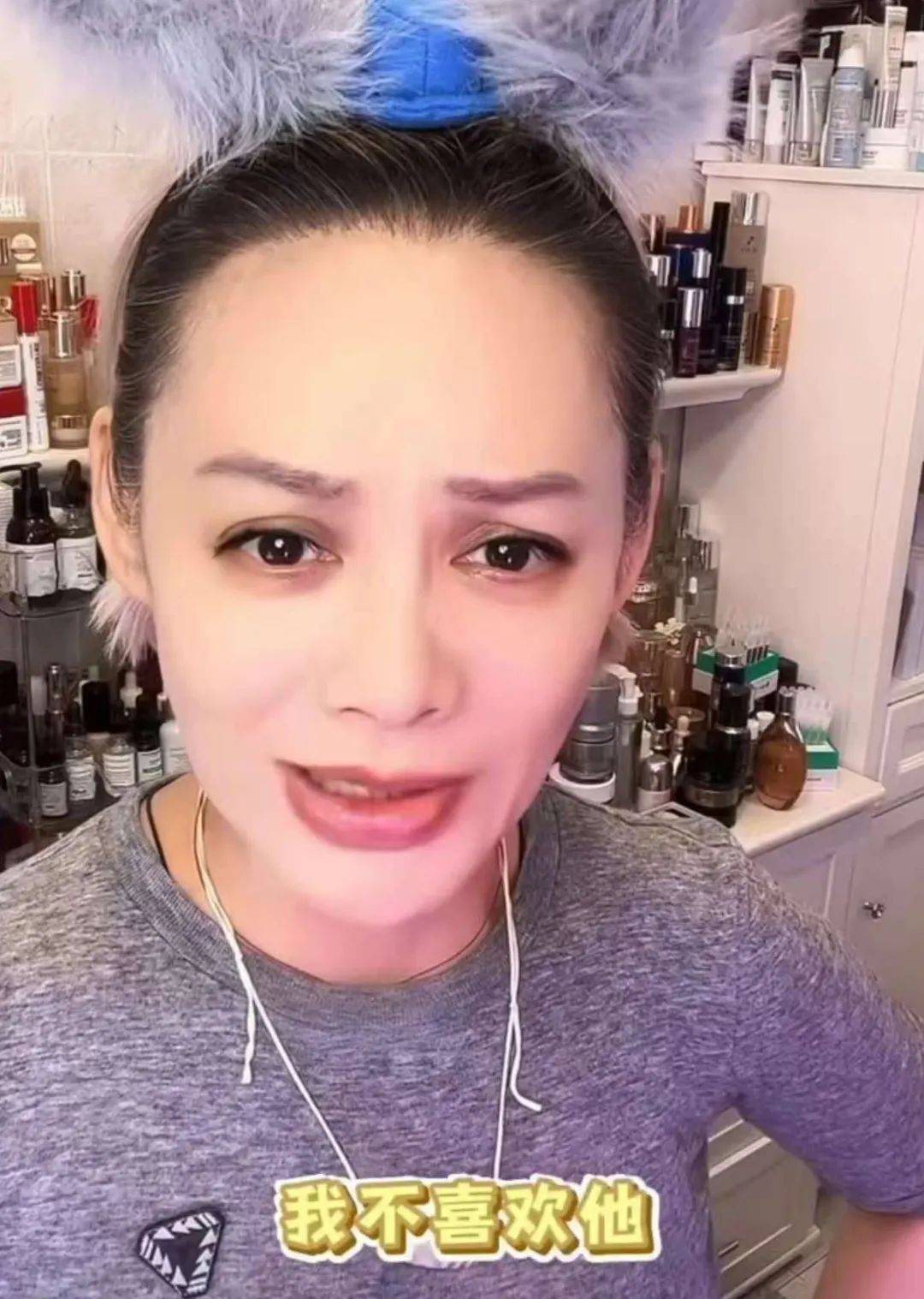 皇冠登3管理出租_宁静回应与汪峰恋情:我不喜欢他皇冠登3管理出租,下次传绯闻找个年轻帅气的行不