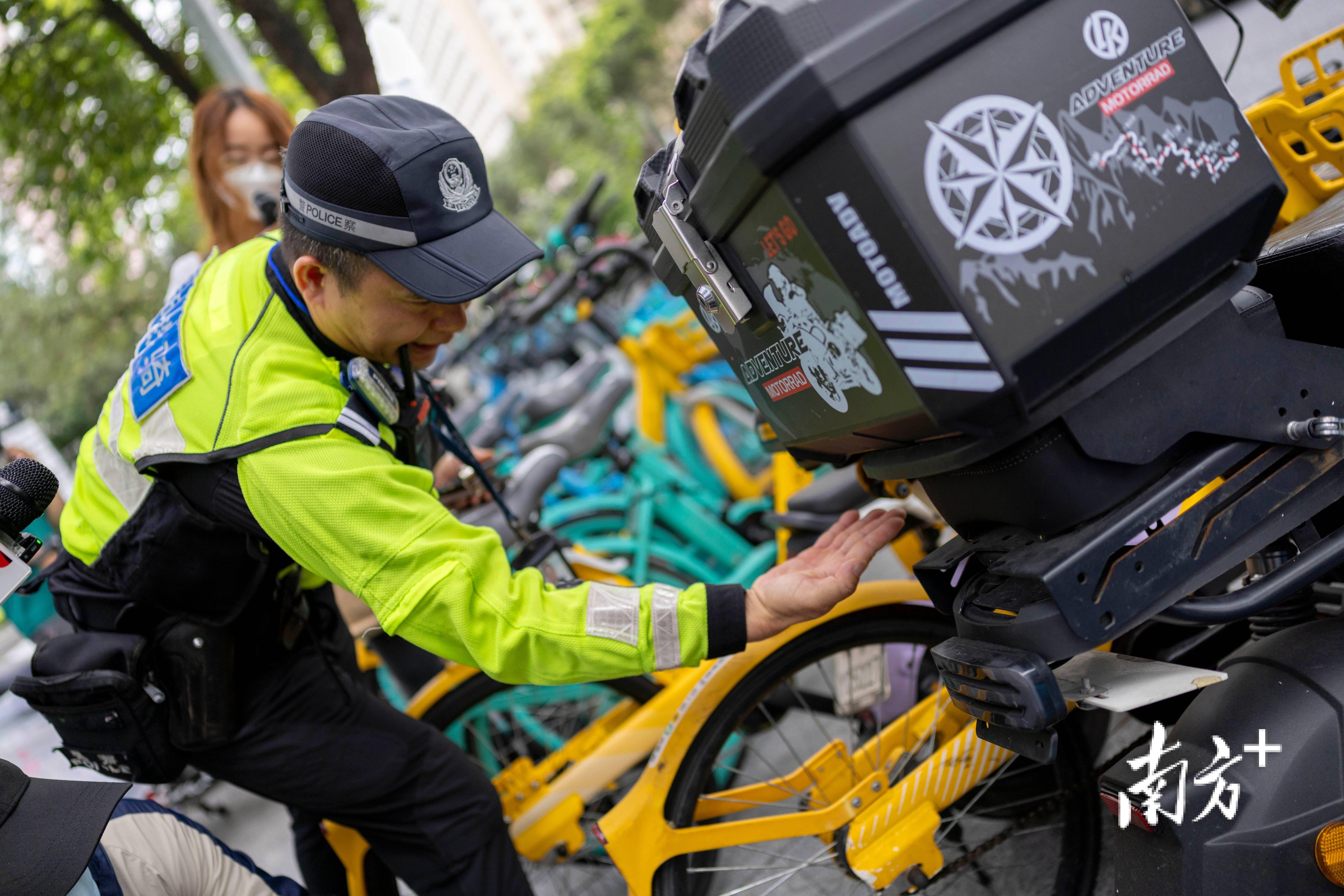 皇冠信用平台出租出售_今日起皇冠信用平台出租出售,广州交警将依法查扣主干道停放的无牌、假牌“电鸡”