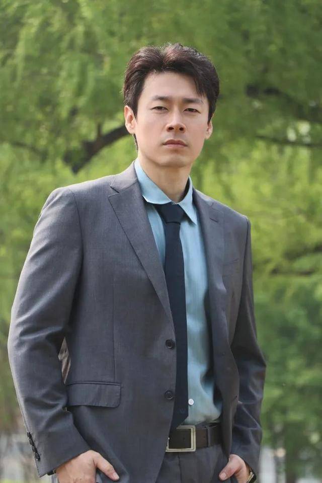 皇冠信用网足球代理_41岁男演员哽咽发声皇冠信用网足球代理,“到了借钱度日的地步”