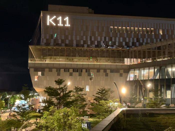 皇冠信用網登3_香港两大地产豪门“变局”:英皇166亿债务违约皇冠信用網登3,郑志刚彻底退出新世界