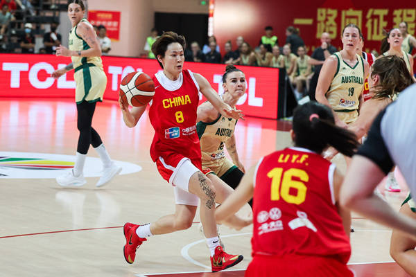 hga010代理_热身赛-杨舒予15分杨力维关键2罚 中国女篮逆转澳洲