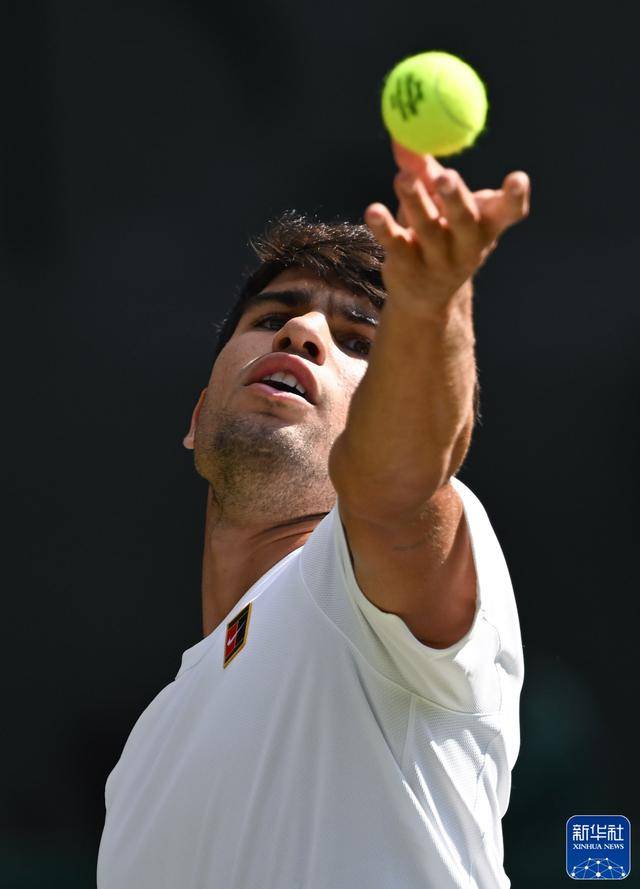 皇冠信用網哪里申请_新华图讯|辛纳首夺温网男单冠军