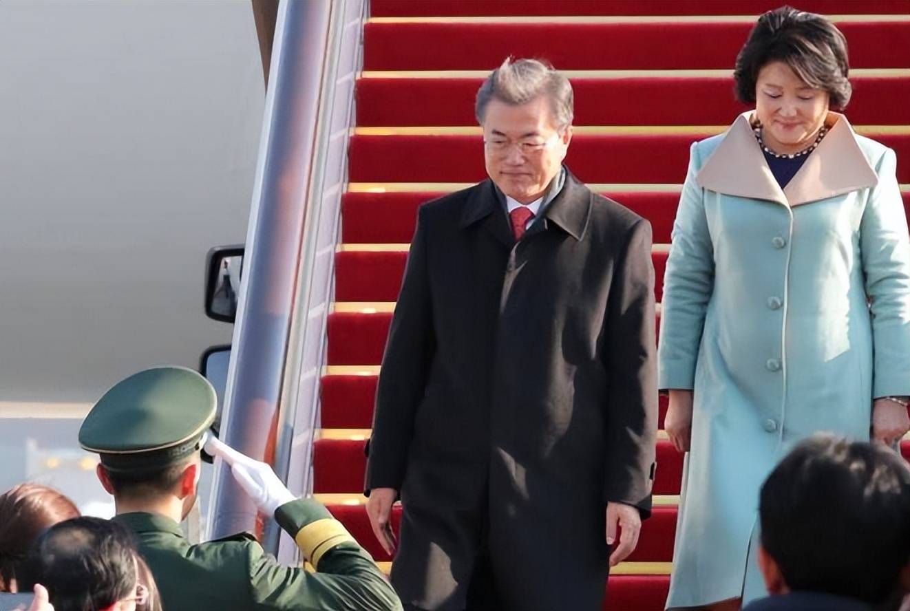 阿斯顿维拉vs纽卡斯尔联
_思考13天阿斯顿维拉vs纽卡斯尔联
,李在明决定不参加中国阅兵仪式,韩国还要看特朗普的脸色