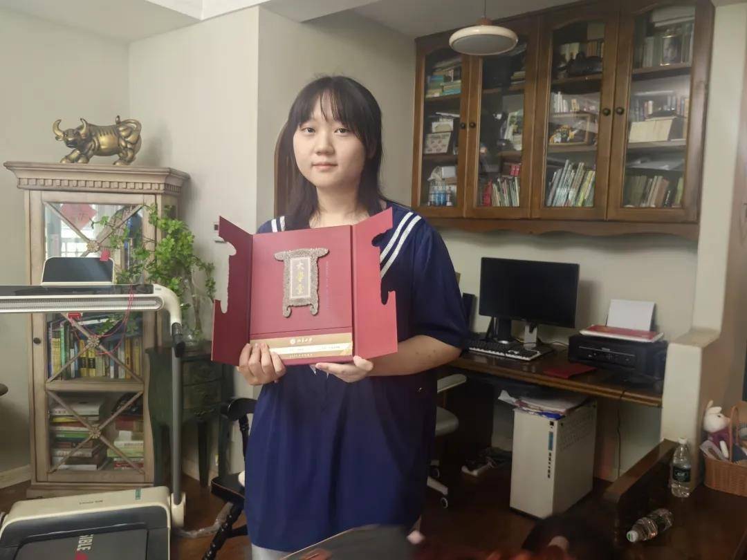 诺丁汉森林vs布伦特福德
_湖北第一个!胡宇秋(女诺丁汉森林vs布伦特福德
,武汉学生)收到北大录取通知书