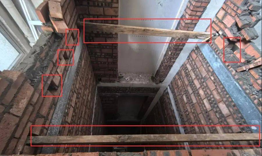 诺丁汉森林vs布伦特福德
_3人高坠身亡诺丁汉森林vs布伦特福德
!深圳官方发布较大事故调查报告