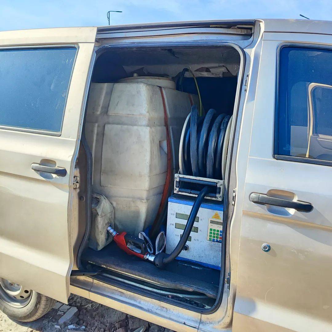 皇冠信用盘去哪里弄
_浙江杭州市萧山区:长期非法倒卖柴油 违规设置加油装置