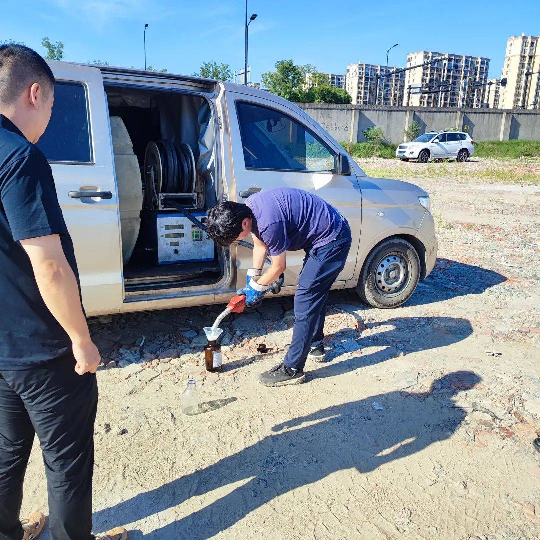 皇冠信用盘去哪里弄
_浙江杭州市萧山区:长期非法倒卖柴油 违规设置加油装置