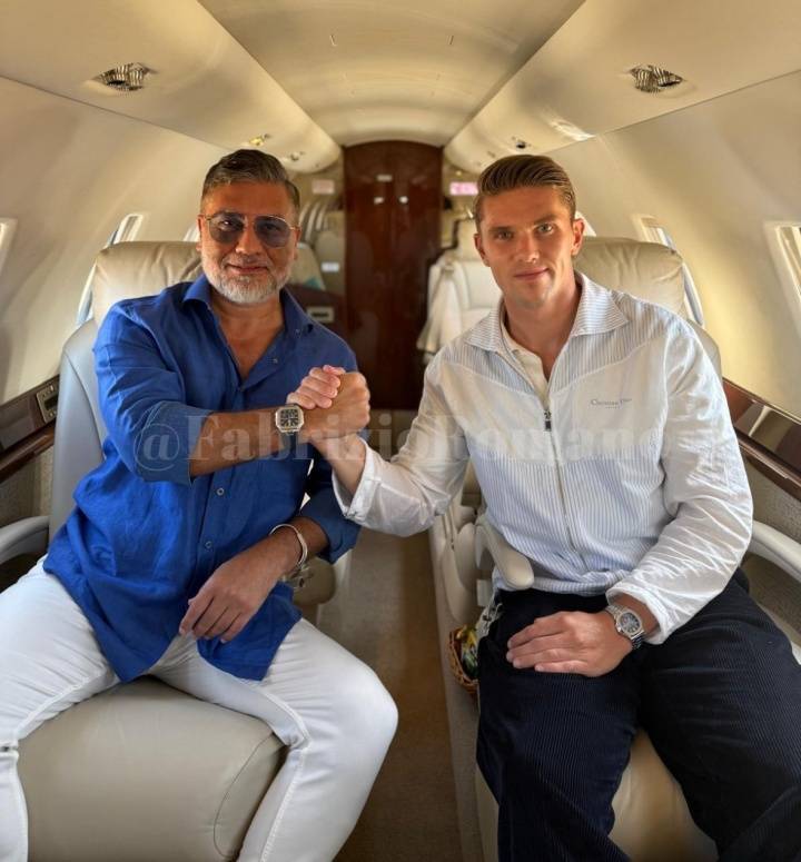 皇冠足球平台在哪里注册_加盟倒计时!罗马诺:约克雷斯乘机飞往伦敦皇冠足球平台在哪里注册,即将接受阿森纳体检