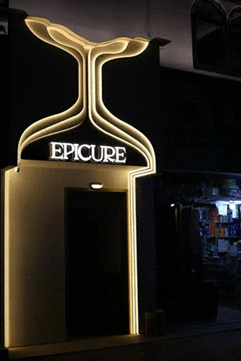 卡迪西亚vs利雅得新月
_长沙人均3000元的餐厅长啥样?记者实地探访!主厨:贵在食材卡迪西亚vs利雅得新月
,有客人一年来十次