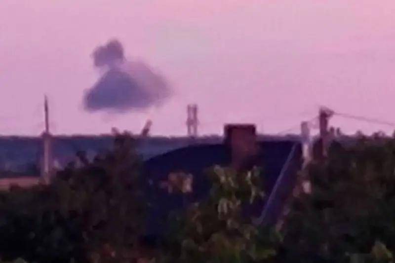 皇冠登1登2登3
_阵风被歼-10击落4架后皇冠登1登2登3
,法国战机又迎来噩耗:乌军幻影-2000坠毁