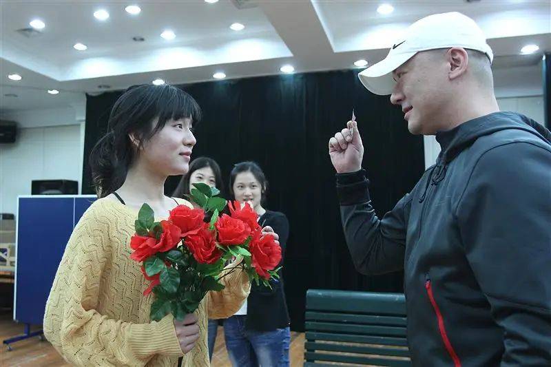 皇冠信用出租足球
_上海著名演员因病去世皇冠信用出租足球
,年仅50岁,网友:不敢相信!