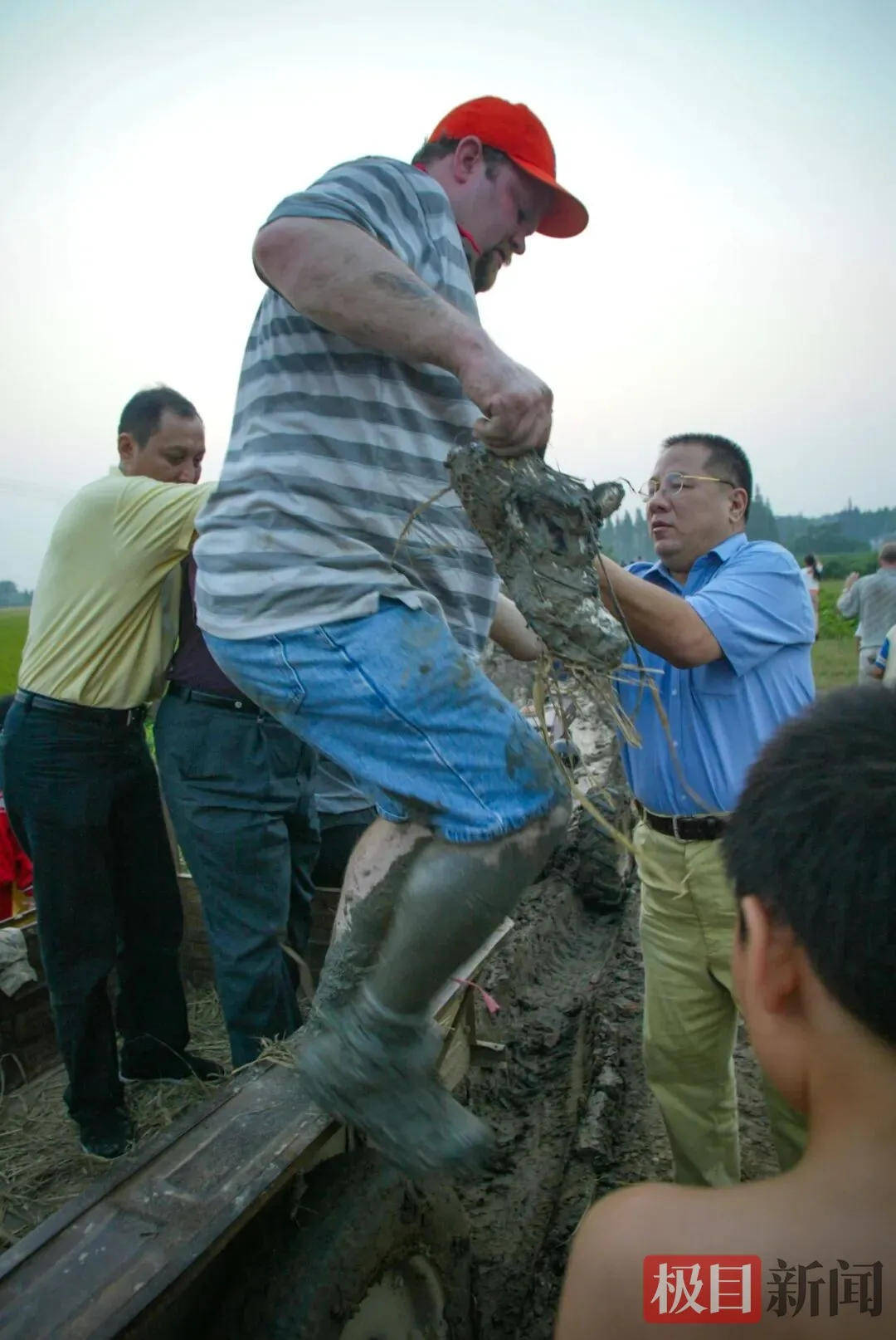 皇冠皇冠信用网会员注册
_因为一架美国战机皇冠皇冠信用网会员注册
,湖北这个村庄决定改名!