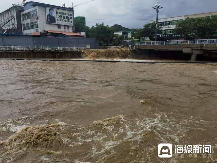皇冠信用網会员注册网址
_因强降雨天气 河北兴隆县街道积水严重 居民:水位最高时没过护城河