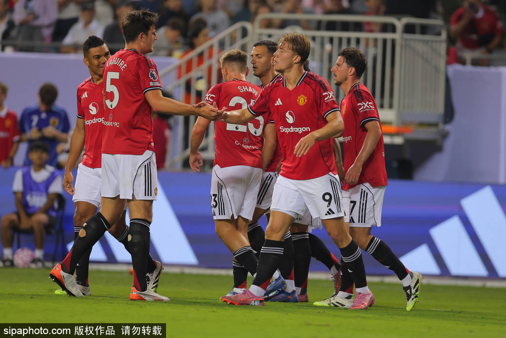 皇冠信用网登2代理
_季前赛-霍伊伦破门德利赫特乌龙 多古传射曼联4-1伯恩茅斯