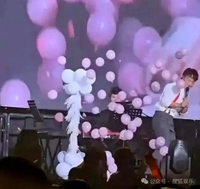 皇冠信用網会员开户
_调侃“接受不了生女儿”被骂好几天皇冠信用網会员开户
,他自曝差点因此家庭破裂......