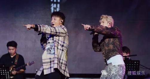 皇冠信用網会员开户
_调侃“接受不了生女儿”被骂好几天皇冠信用網会员开户
,他自曝差点因此家庭破裂......