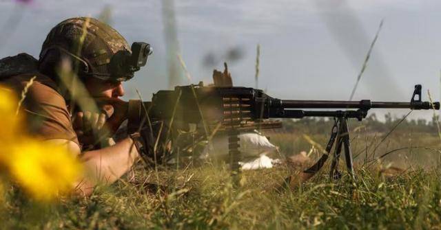 皇冠信用网代理怎么申请
_越打越猛！俄军撕开数公里缺口皇冠信用网代理怎么申请
，乌军官痛苦承认：这仗打不下去了