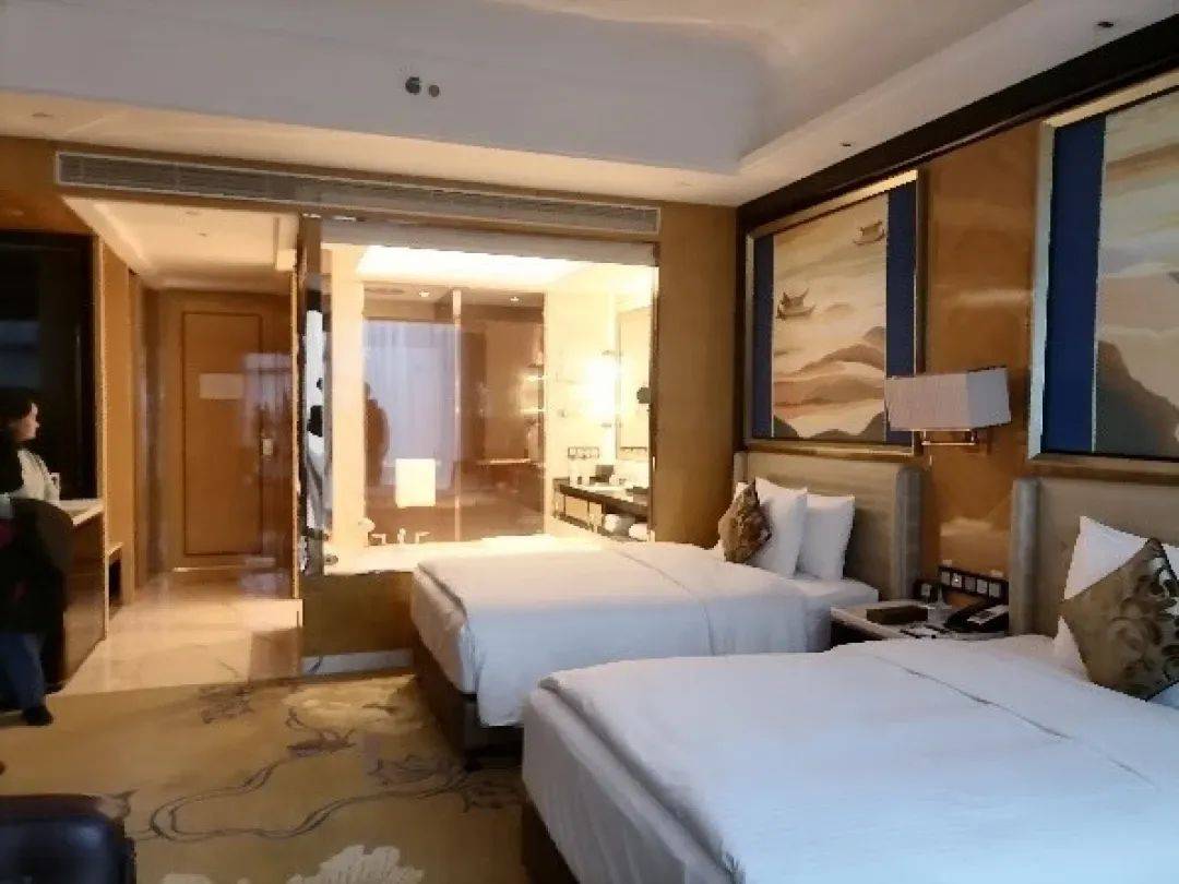 皇冠信用盘在线开户
_起拍价5.14亿皇冠信用盘在线开户
,长沙一五星级酒店将被拍卖