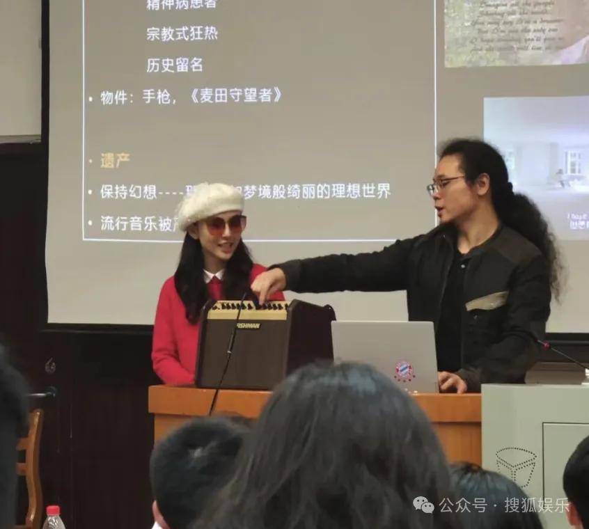 皇冠信用开号
_离婚三年又被拍到亲密逛超市皇冠信用开号
,他俩这是纯带娃还是真复合了?