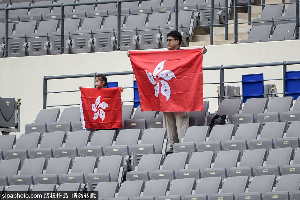 苏格兰冠军联赛
_山东泰山逆袭亚泰:瓦科与陈蒲双响苏格兰冠军联赛
,红牌风波引发战术调整