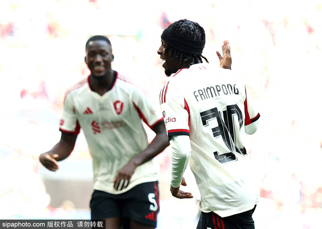 皇冠信用网代理
_社区盾-埃基蒂克首球萨拉赫丢点 利物浦4-5水晶宫丢冠