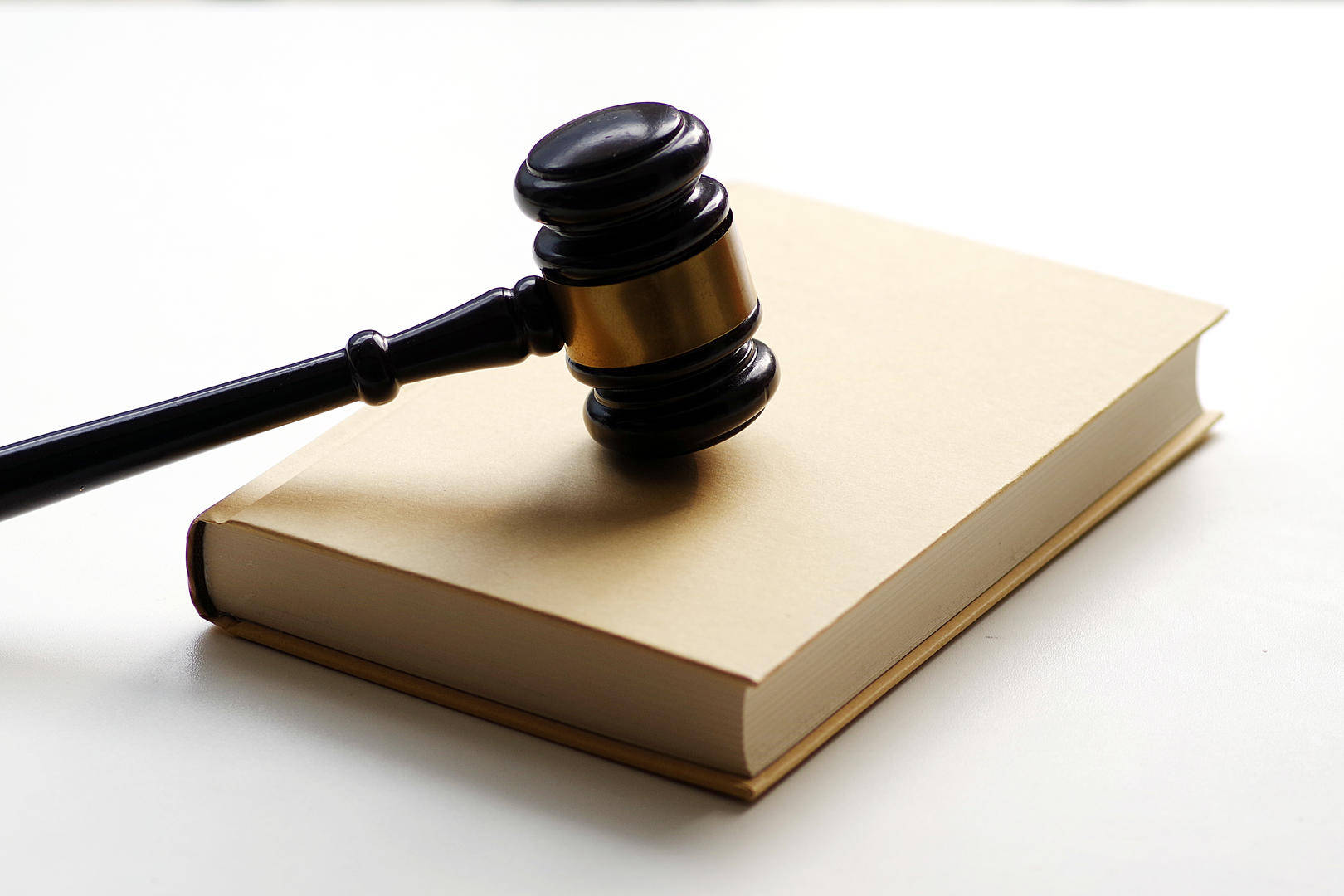 皇冠信用網开户
_66岁男子与情人开房发生关系后猝死皇冠信用網开户
,家属起诉情人及酒店索赔55万元 一审判了