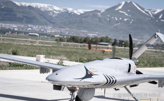 托特纳姆热刺足球_一年一度大阅兵托特纳姆热刺足球,日本永久取消,本以为是忏悔,没想到冲中国来了