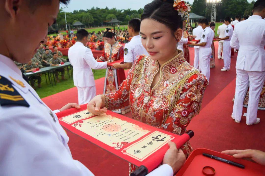 英格兰超级联赛_恭喜英格兰超级联赛,他们结婚了!