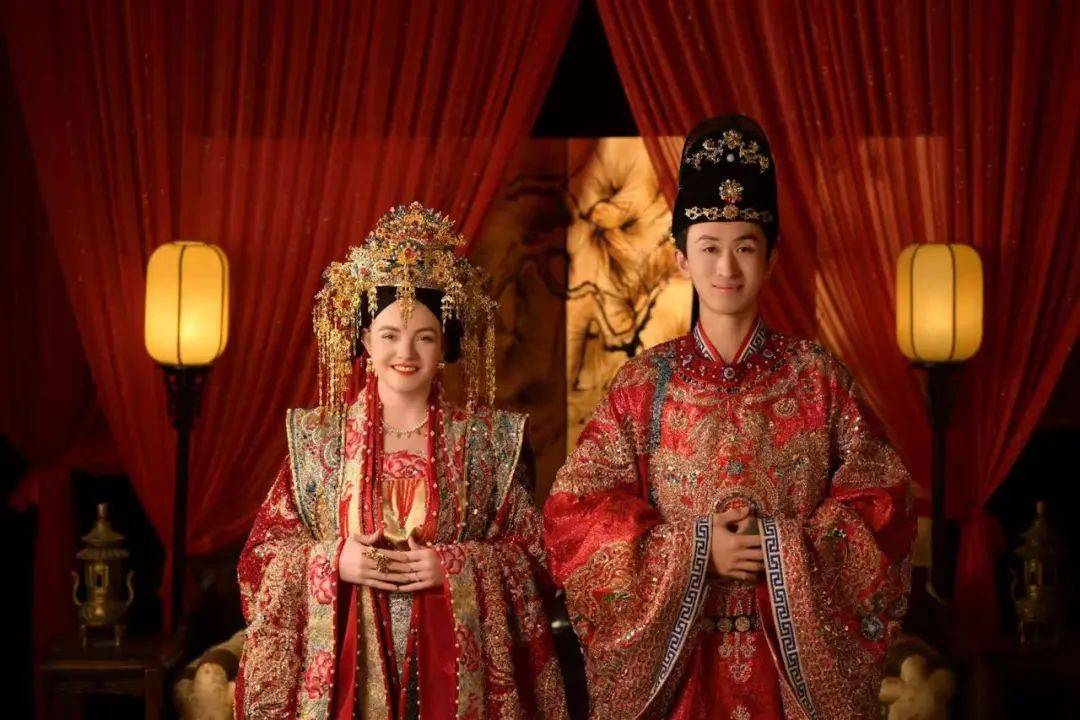 西班牙甲组联赛_外卖小伙结识美籍幼师5个月闪婚:一句话俘获芳心西班牙甲组联赛,没花一分彩礼