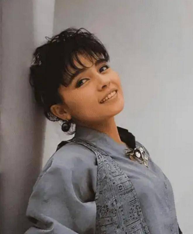 怎么申请皇冠信用网_台湾女歌手千百惠去世怎么申请皇冠信用网,代表作《想你的时候》《走过咖啡屋》