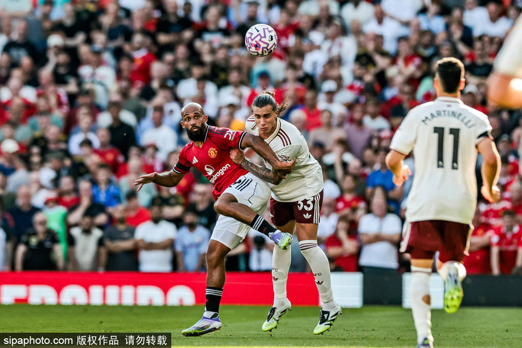 皇冠信用盘庄家
_舍什科在曼联对富勒姆的表现:数据挂零背后的故事与战术分析