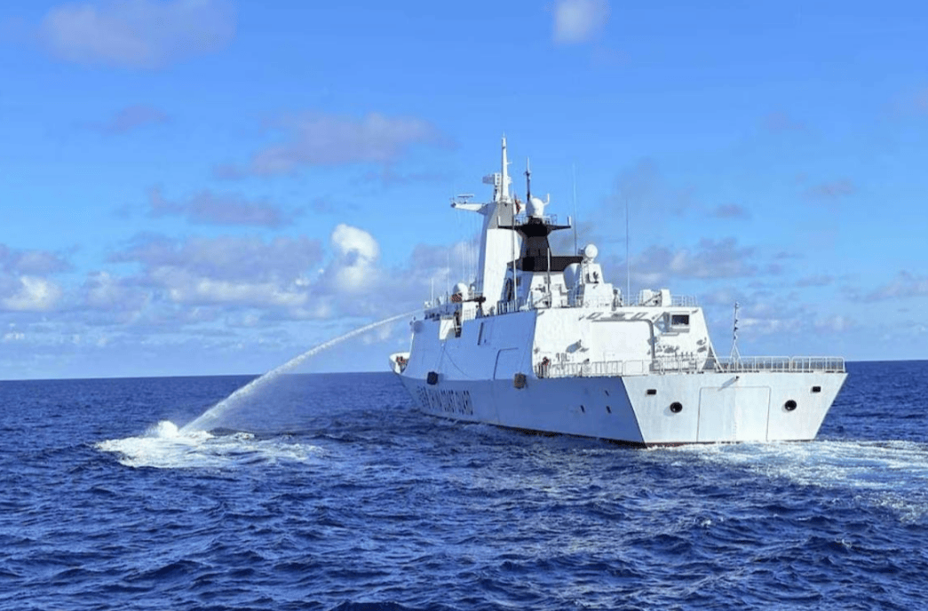 皇冠登3代理申请_菲律宾不信邪皇冠登3代理申请,海上主力兵分三路突袭黄岩岛,中方通报仅有一句话