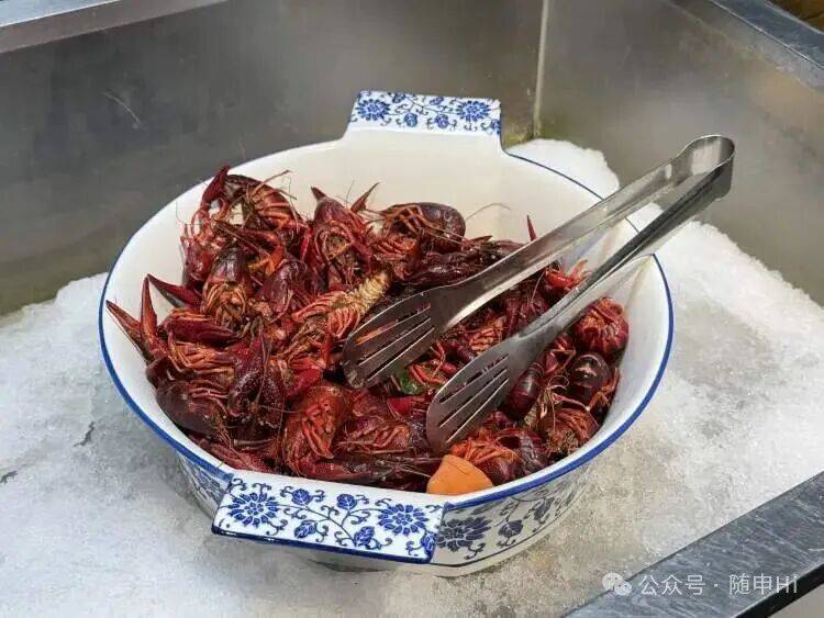 皇冠信用網代理如何申请_上海五星级酒店皇冠信用網代理如何申请,突然大排长龙!25元装满满一盒,菜品可自选,市民直呼划算