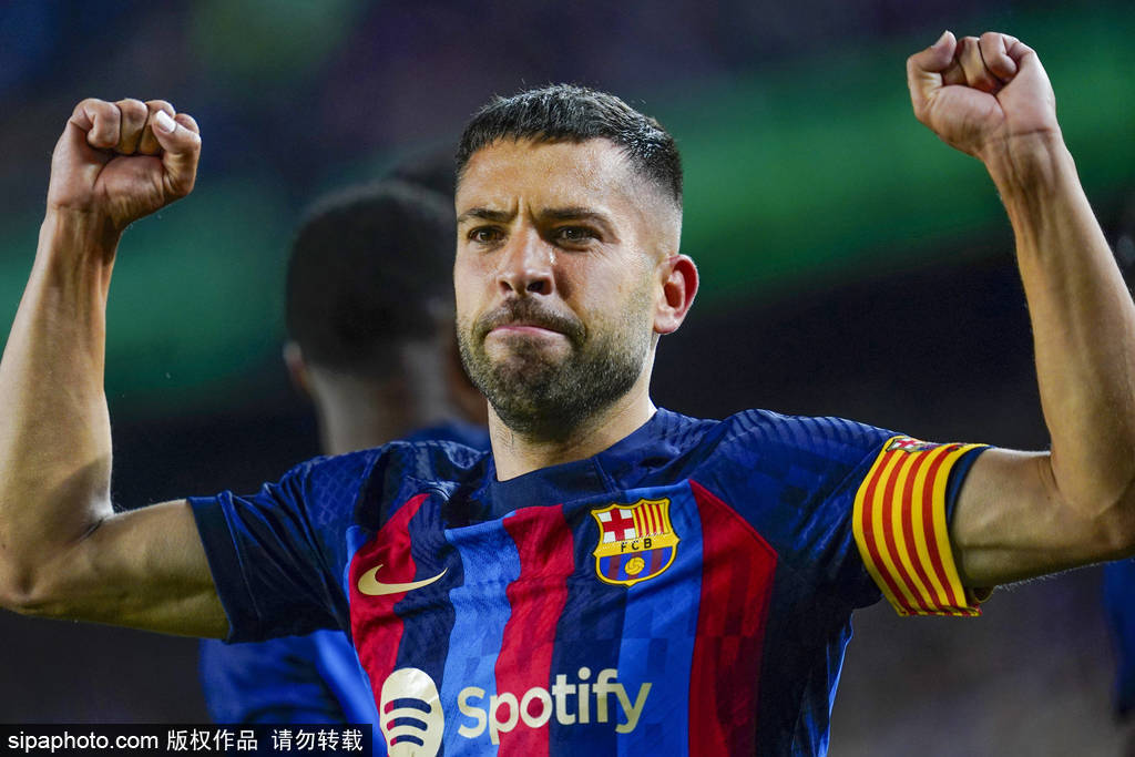 迈阿密热火vs圣安东尼奥马刺_17年22冠迈阿密热火vs圣安东尼奥马刺!36岁西班牙传奇后卫阿尔巴自宣 赛季结束后退役