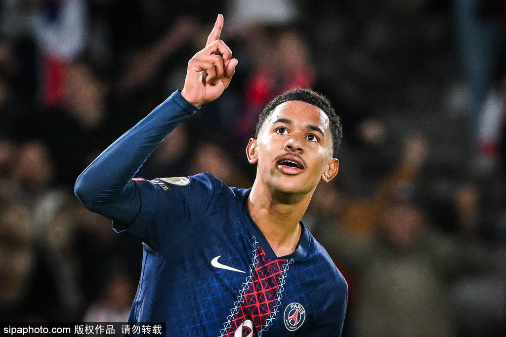 皇冠信用网开户_进球大战皇冠信用网开户!法甲-巴尔科拉破门 巴黎连追2球3-3斯特拉斯堡