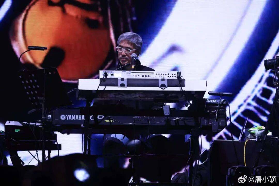 皇冠信用网出租
_著名音乐人屠颖因跑步发生意外不幸离世皇冠信用网出租
,曾为张学友刘德华张惠妹林志颖李玟写歌,齐豫因他临时取消演唱会