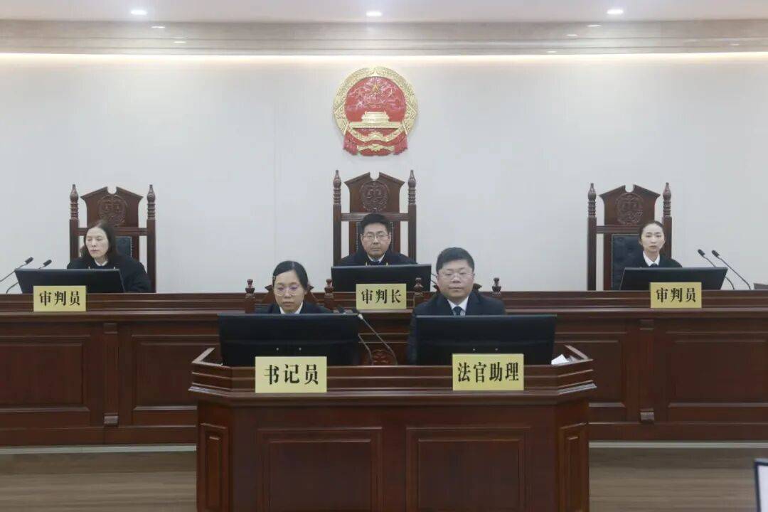 皇冠信用盘在线申请
_被控受贿超3500万元皇冠信用盘在线申请
,安徽省交通控股集团原副总经理夏柱兵受审