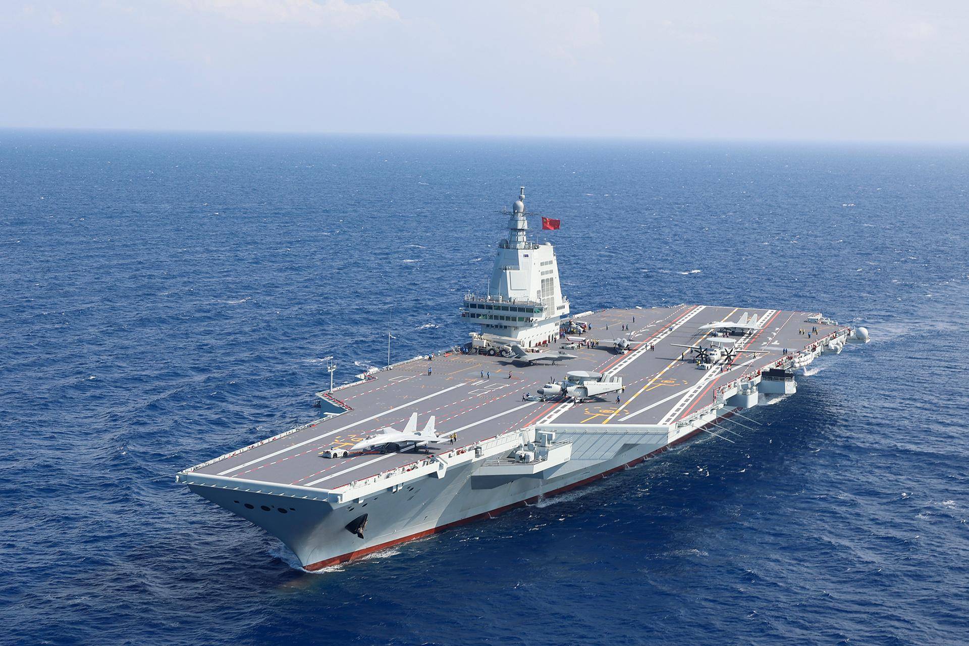 皇冠信用网会员账号_刚刚通报!西方卫星确认皇冠信用网会员账号,中国075舰+055大驱现身,澳军P-8A跟踪